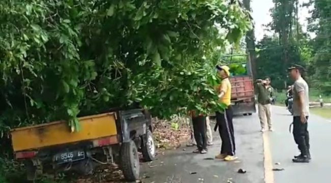 Ketgam: Suasana saat pelaksanaan kerja bakti 